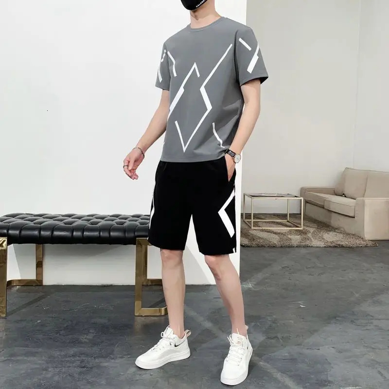 Ice Silk Quick-drying Suit Mens Short-sleeved T-shirt in Summer Large-size Casual Shorts Sportswear Two-piece Set 250617