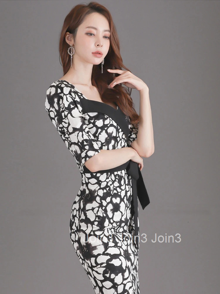 New Korean Fashion Summer Elegant Women Dress Chic Retro Formal Print V-Neck Slim Wrap Midi Pencil Street Clothes Mujer Vestidos