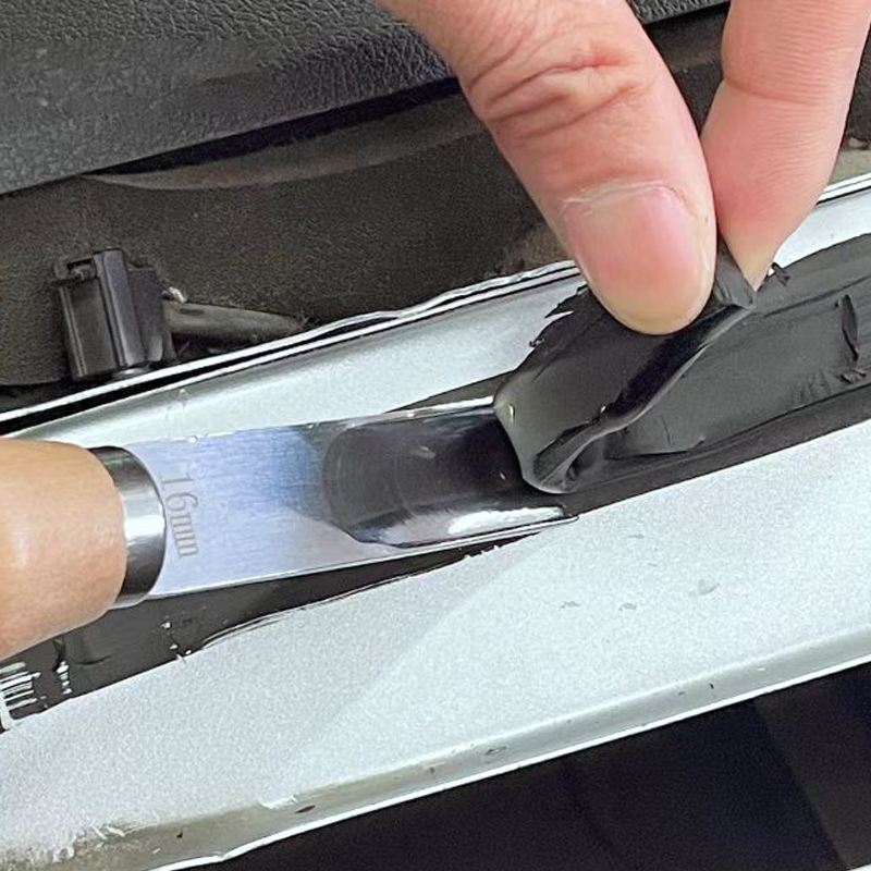 Automotive glass adhesive special scraper, adhesive removal scraper, structural adhesive scraper, U-shaped blade, not easy to damage car paint scraper