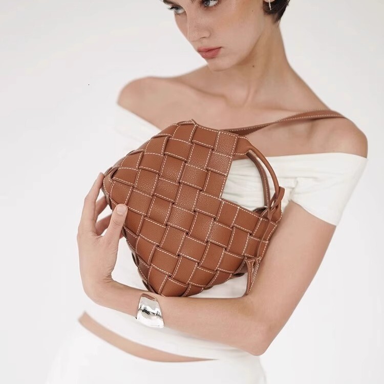 DHAL VERAFIED Woven Light Luxury designer bags Niche Design Melad Leather Handbag Single Shoulder Crossbody Chain Women's Bag