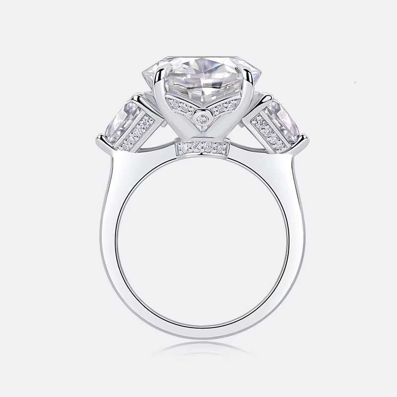 925 Sterling Silver Moissanite Eternity Ring New Married Womans Finger Jewellery Inspired VVS 12CT Big Oval Moissanite Ring