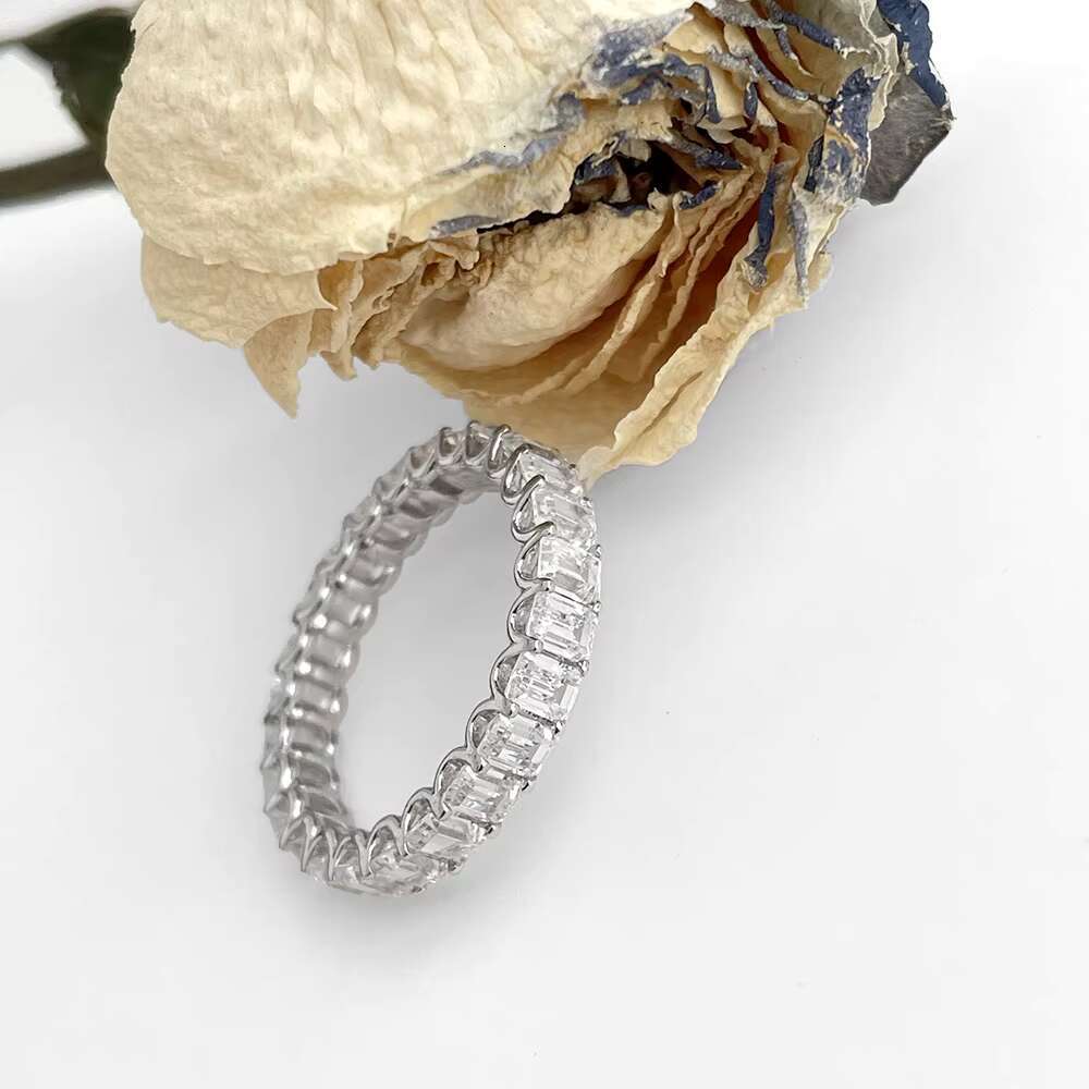 Luxury Carline Bridal Set - Classic Design Diamond-Like Moissanite & Zirconia Eternity Band