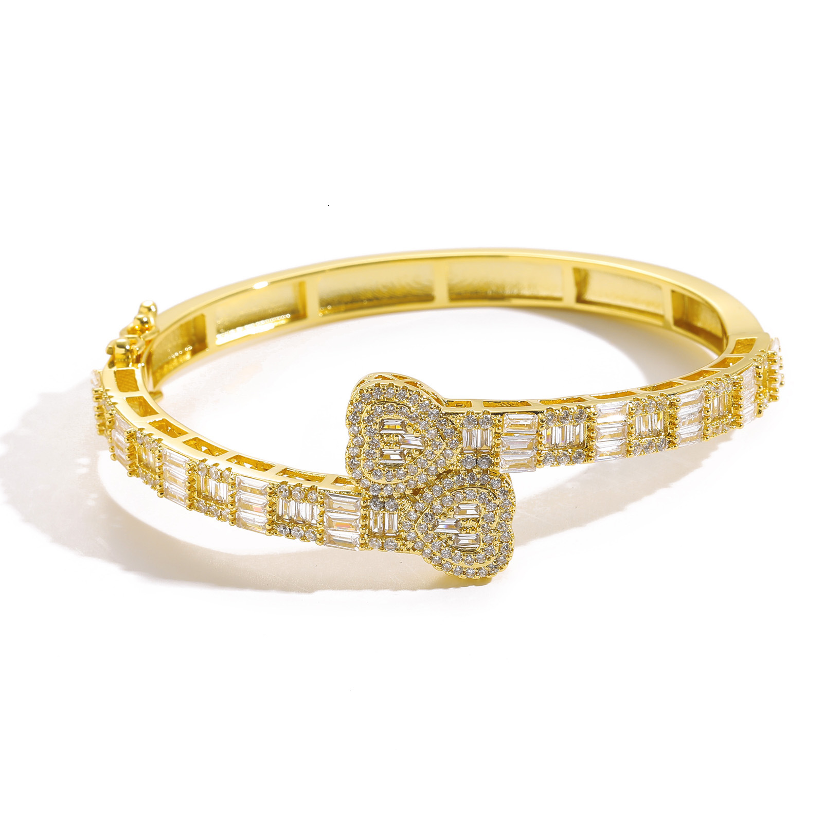 Luxury Designer Brand Hip Hop Heart Men's Moissanite Diamond Inlaid Spring Free Clasp Fashion Personalized Statement Bracelet Jewelry Pass the di