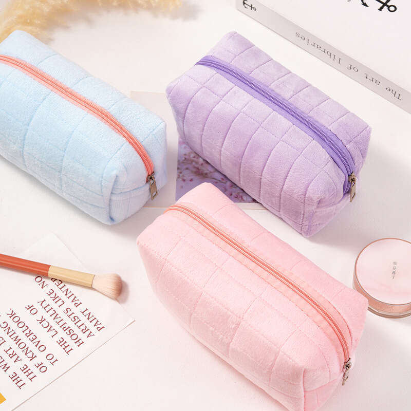 New Cute Plush Makeup Travel Skincare High-Value Women's Phone Storage Bag