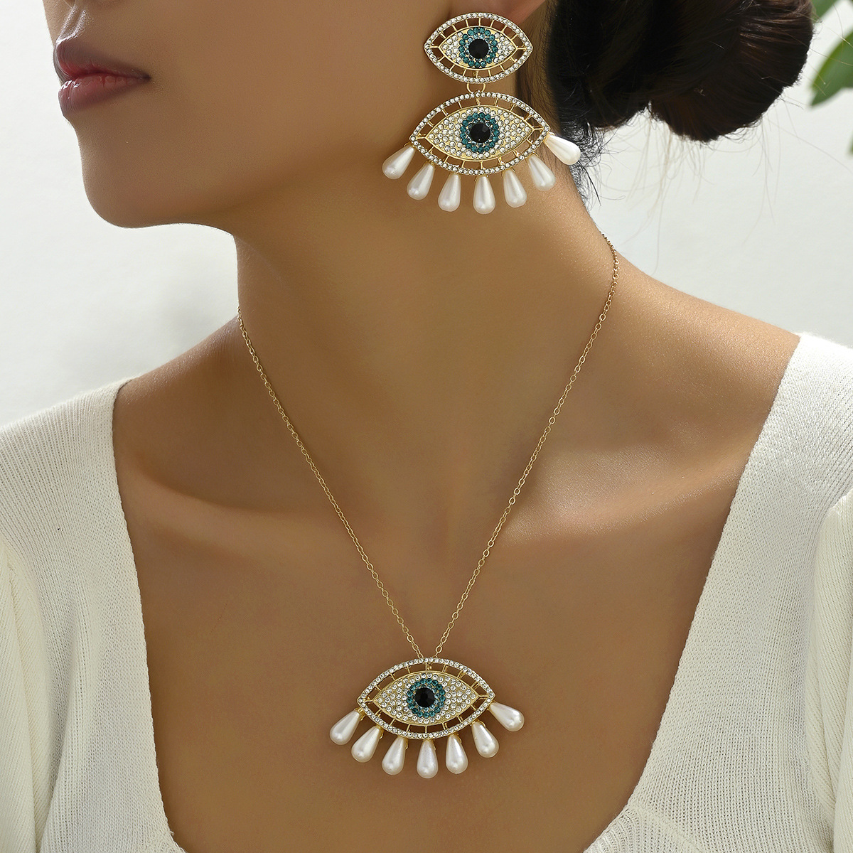 Style Exaggerated Light Fashion Earring Set Personality Devil's Eye Earrings Jewelry Long Necklace