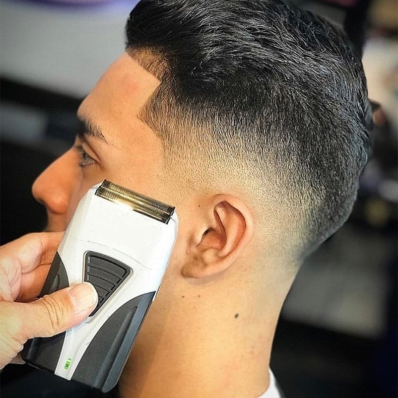 Original Profoil Lithium Plus 17225 Barber Electric Shaver used for mens beard short section shaver shaver 241115