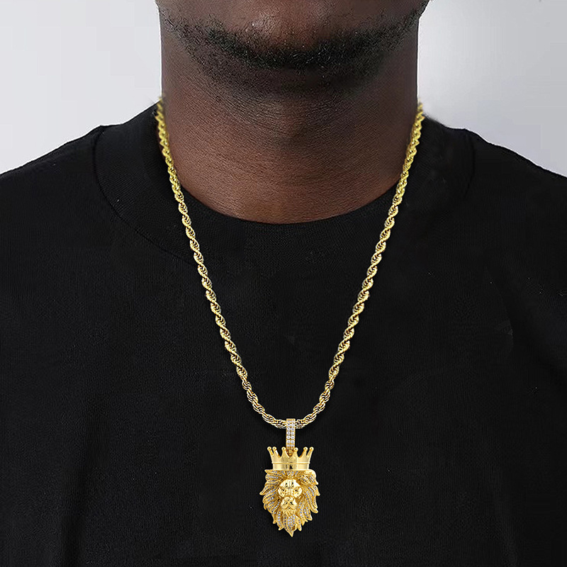 Luxury Moissanite Jewelry Hip Hop Lion Head Pendant Lion King Crown Fashion Diamond Inlaid Trendy Necklace