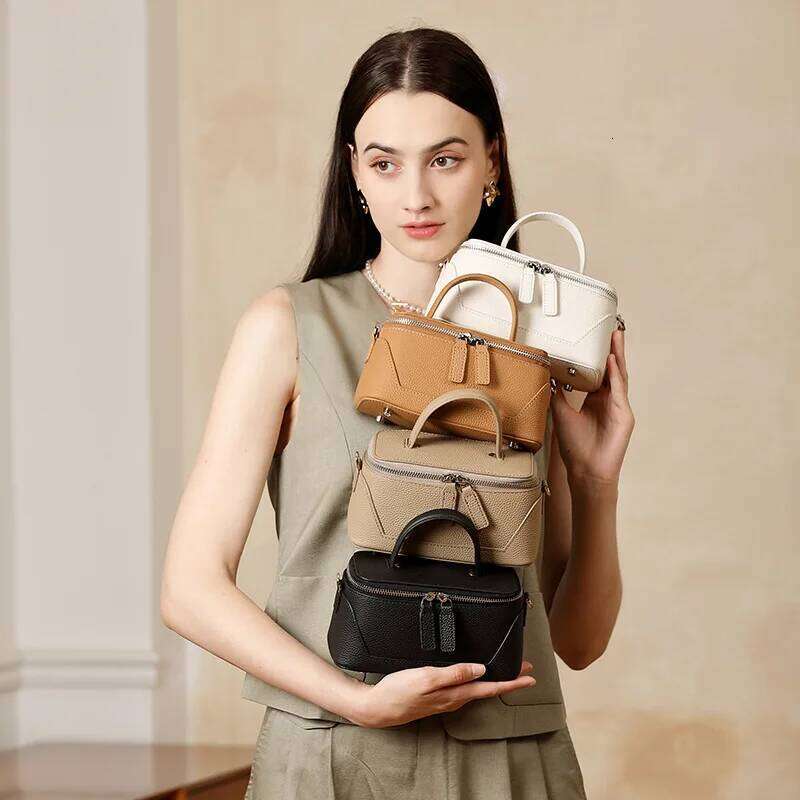 Head layer cowhide lunch box crossbody 2025 new hand-held shoulder bag, makeup genuine leather women's bag