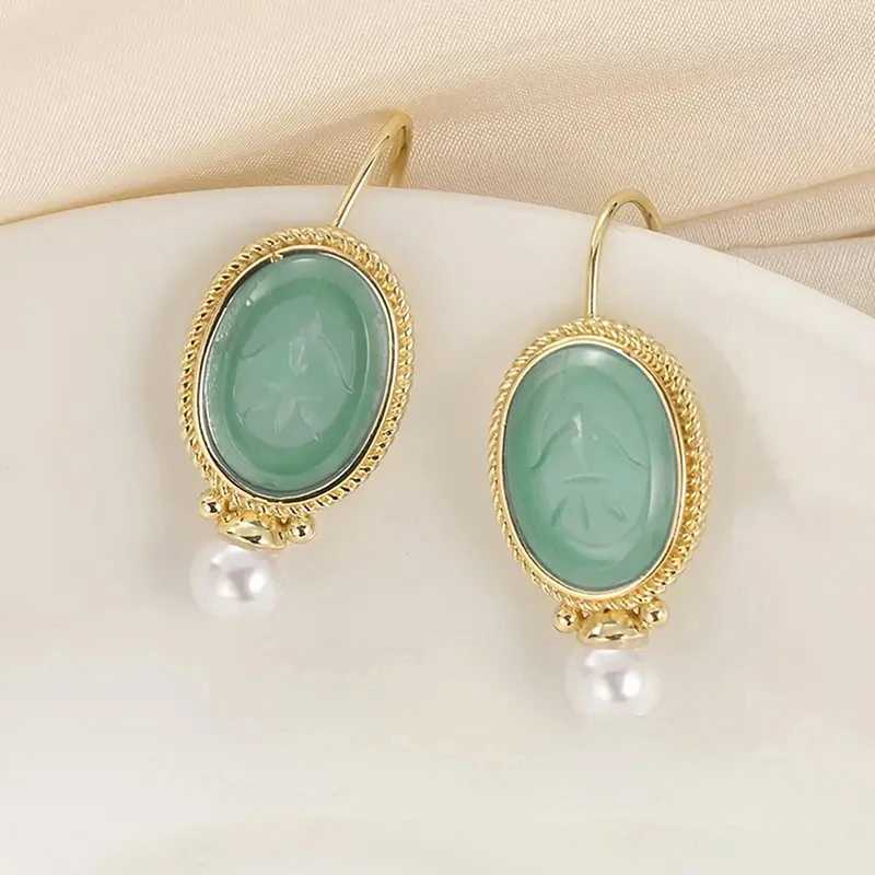 Huitan Graceful Simulated Pearl Drop Earrings La Temperament Elegant Accories Gold Color Green Pendant Jewelry for PartyXJ250623
