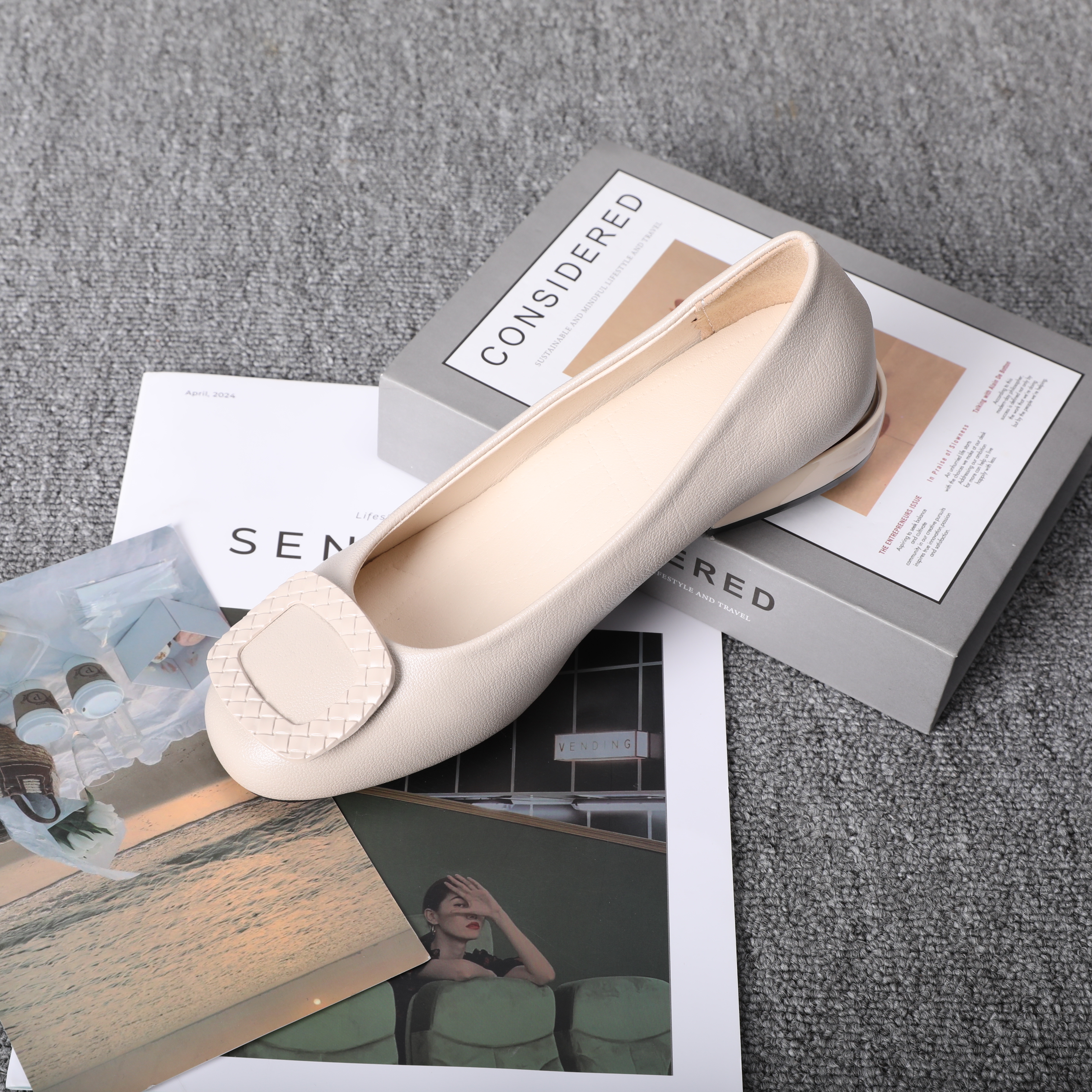 1869-Women's new square toe ballet flats, comfortable and casual one-legged flats, suitable for walking, driving, work, work, formal wear