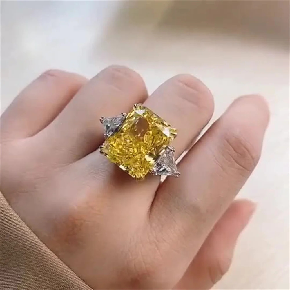 Exquisite Ice Flower Cut Surface 11 * 13 Large Zircon Adjustable Ring for Engagement Jewelry Gifts To Partners 250617