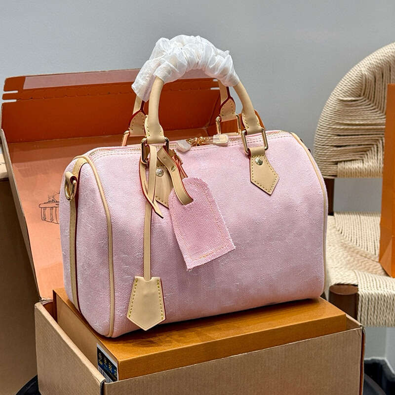 Denim Pink Totes Bag Handbags Crossbody Bags 2025 New Pillow Travel Fitness Boarding Designer Ladies Tote Shoulder Bag 25cm