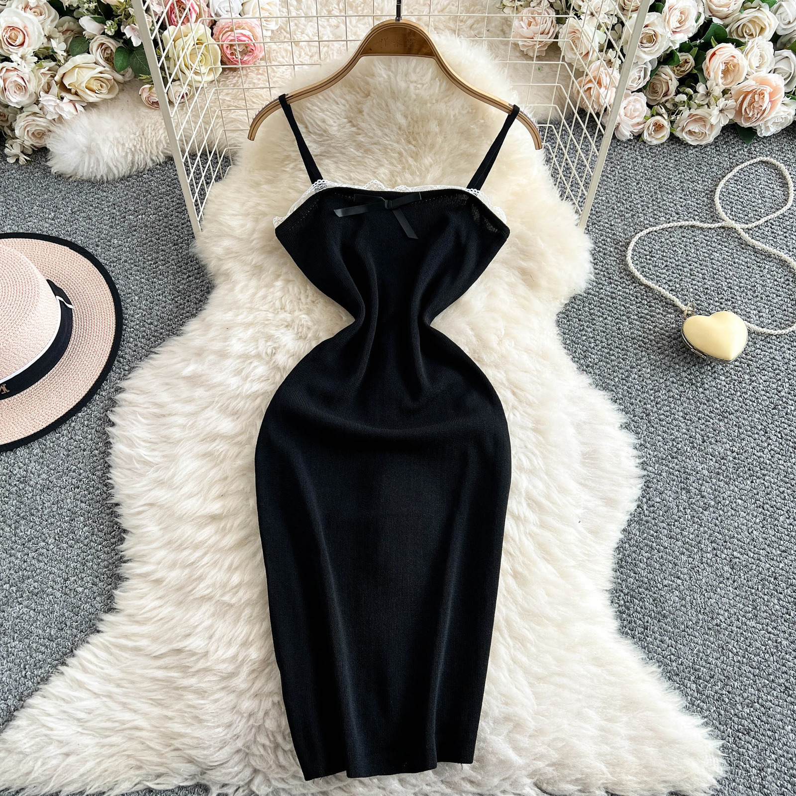 2025 Summer Women Sweet Sexy Sleeveless Bodycon Knitted Strap Dress Lace Patchwork Solid Color Elastic Slim 250616