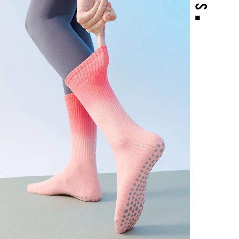 2 Pairs Gradient Yoga Socks for Women Sports Socks Cotton Mid-tube Towel Non-slip Grip Indoor Fitness Crew Gym Pilate Socks 250619