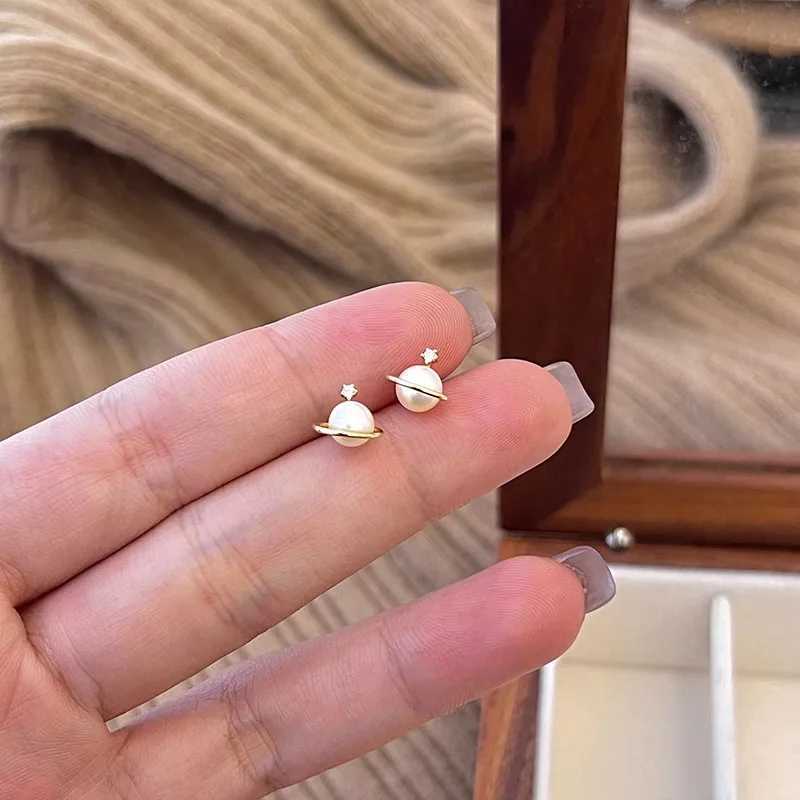 VOQ Earrings Simple Light Luxury Pearl Zircon Earrings for Girls Women Korean Jewelry XJ250623