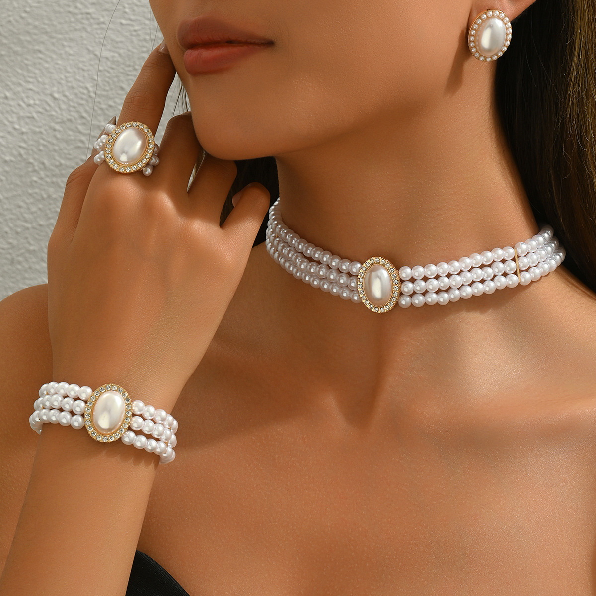 Women's Necklace Earrings Bracelet Set Small Multi-layer Pearl Clavicle Chain Jewelry