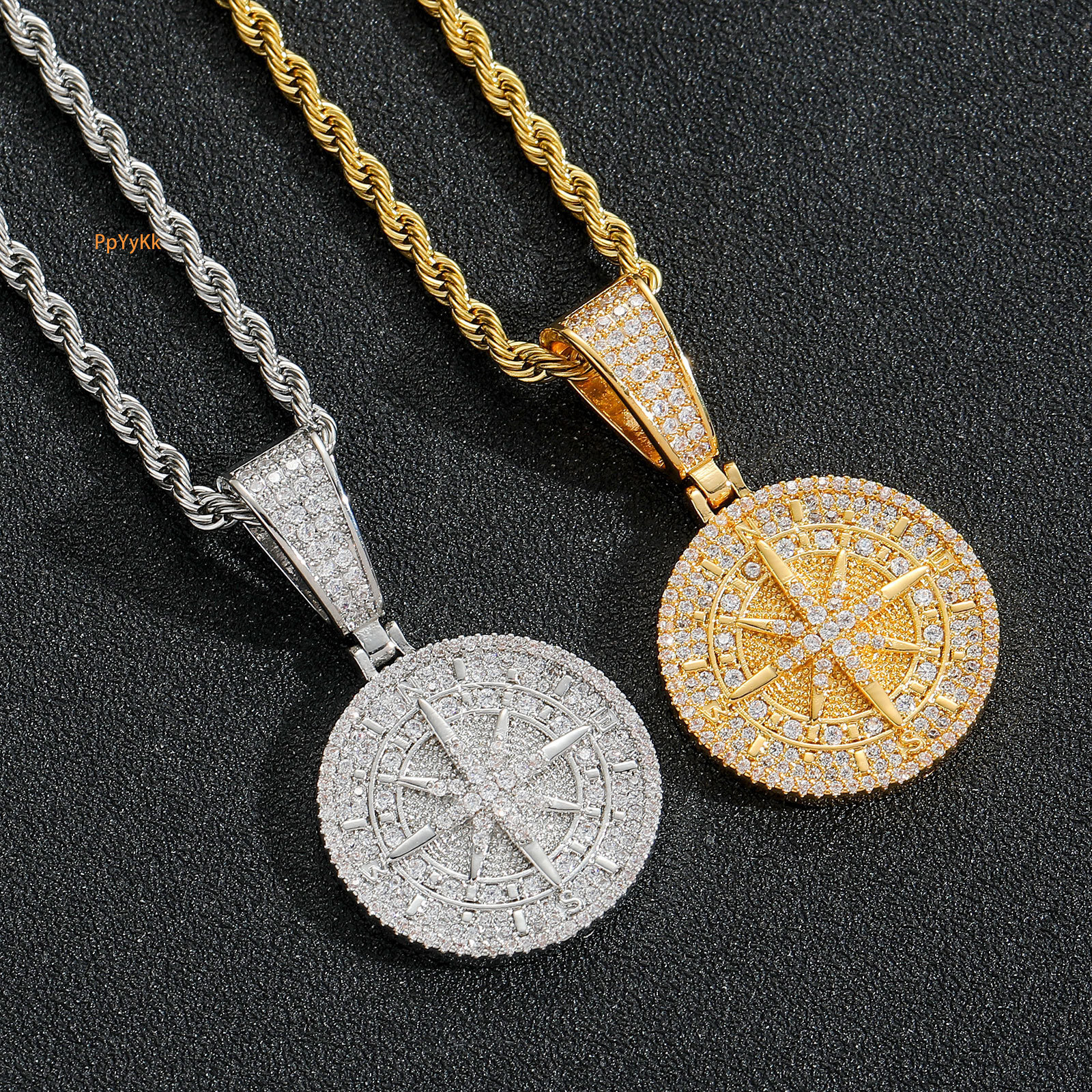 Luxury 3D Rotating Moissanite Compass Rose Iced Out Bling Hip Hop Unisex Trendy Navigation Statement Necklace Pass the diamond tester
