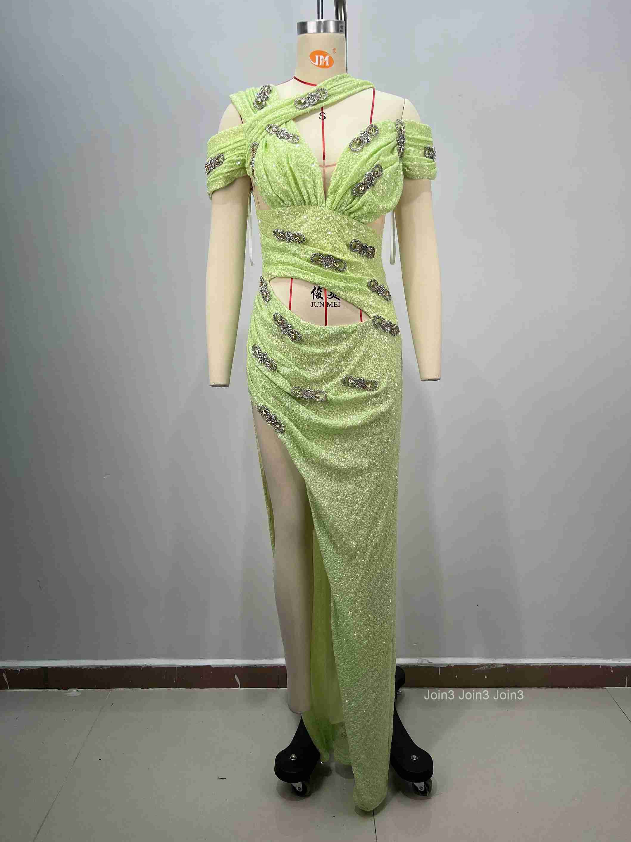 Trendy Emerald Green Sequin Evening Dress Slim Fit Ruched Trumpet Hem Gala Party Luxury Formal Gown Elegant Craftsmanship