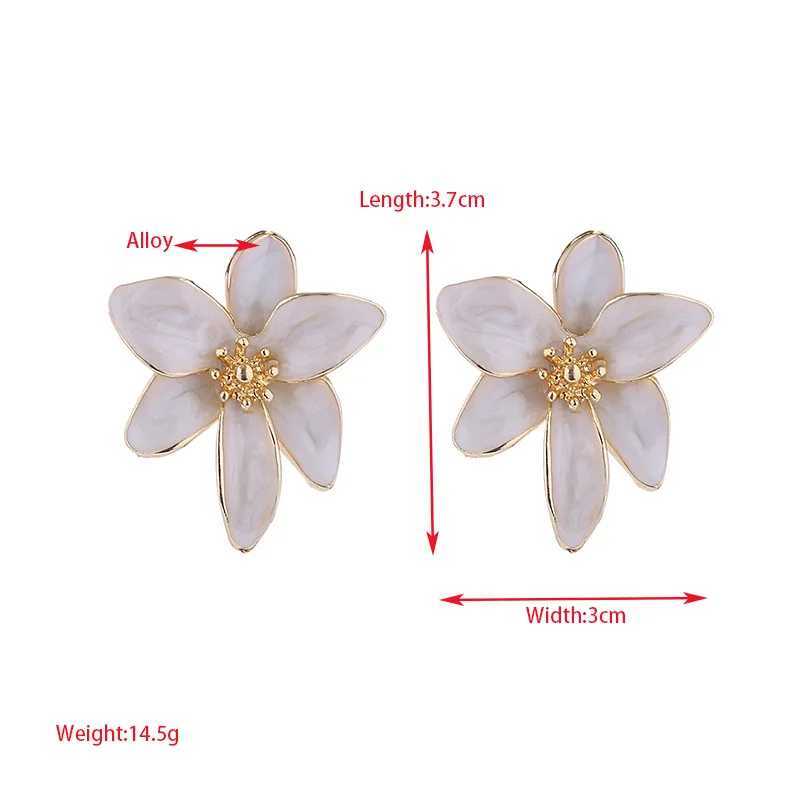 Metal Flower Drop Oil Glaze Stud Earrings for Women Girl French Ins Vintage 2024 Fashion Korean Wedding Romantic Jewelry Gifts XJ250623