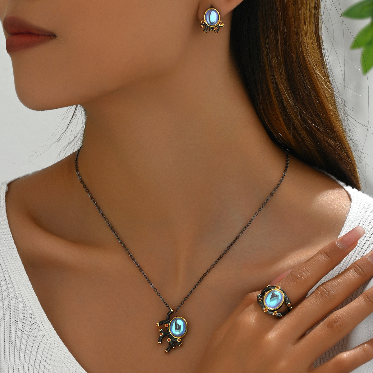 Style Women's Necklace And Ring Jewelry Set Inlaid Moonlight Design Sense Earrings