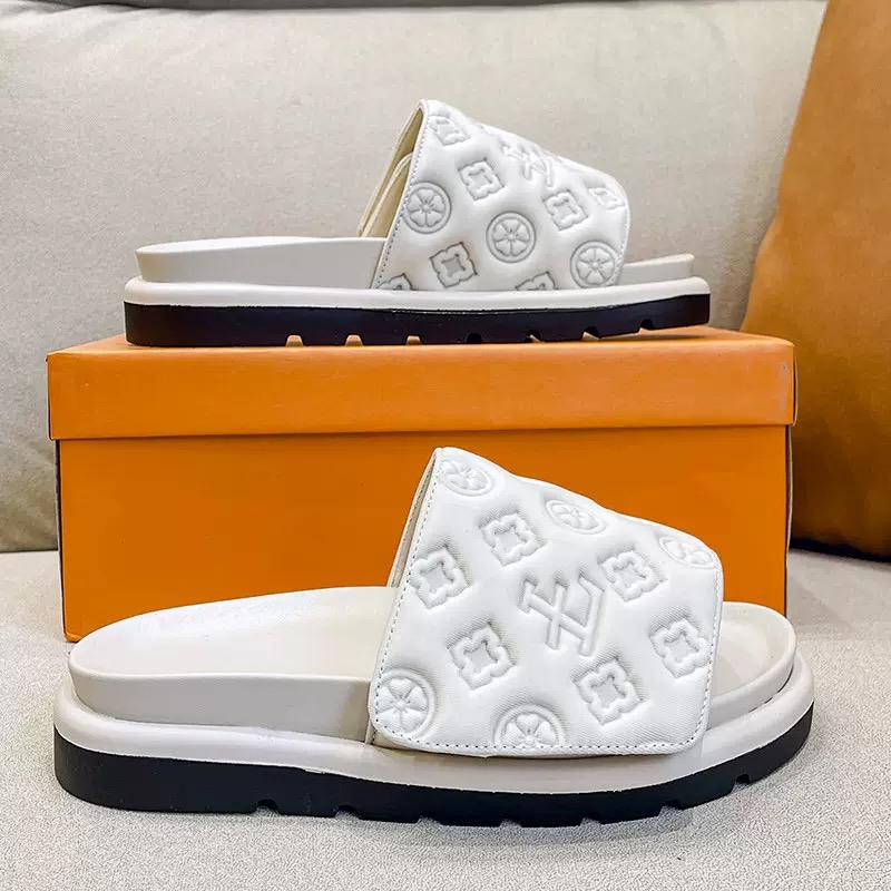 Summer New Luxury Designer Women's Thick Sole Slippers Outdoor Fashion Beach Sandals Embossed Printing Home Women's Shoes 004
