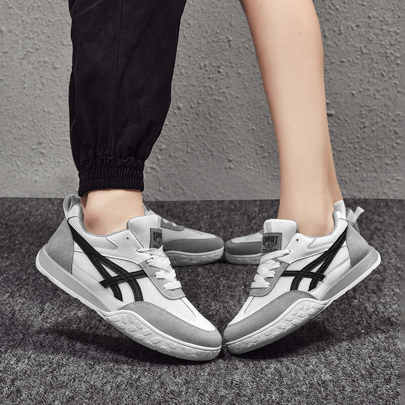 2024 New Unisex Flyknit Sneakers Breathable Casual Running Men's Trendy Shoes