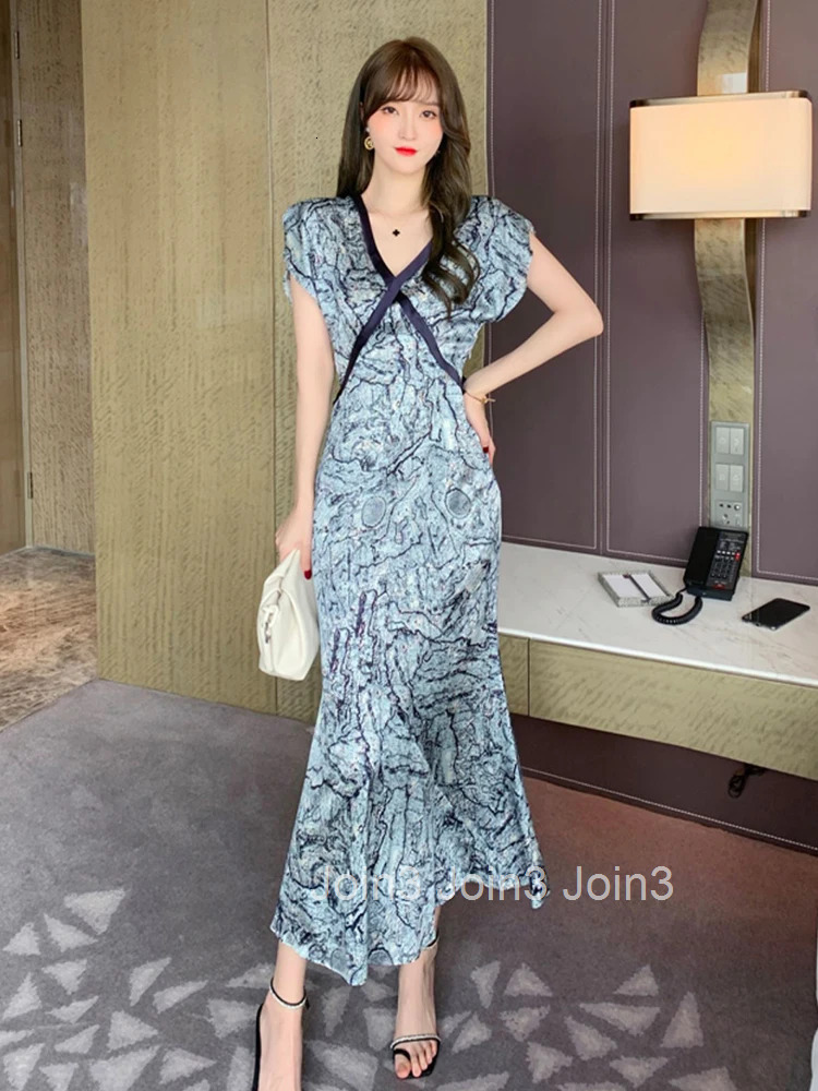 New Arrival Fashion Korean Style Beach Party Dress Women Elegant Summer Short Sleeve Temperament OL Simple Print Trumpet Dress