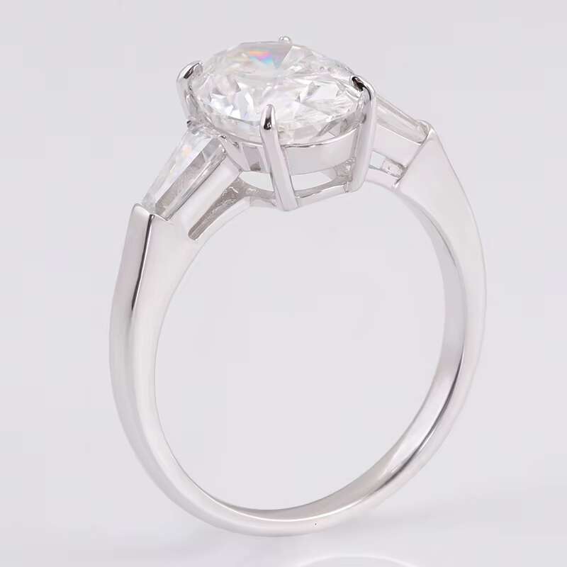 Hot Sale Fashion Customized Moissanite Diamond Handmade Crushed Ice Moissanite 925 Ring for Women