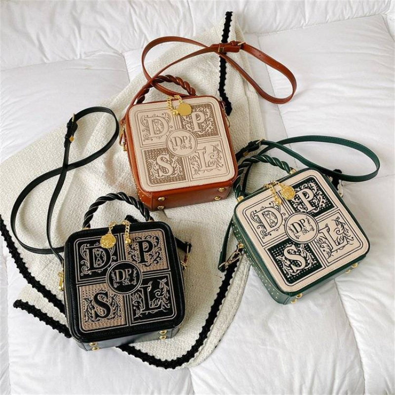 Women's Commuting Small Square Bag Handbag Free Shipping New Light Luxury Internet Celebrity Letter Shoulder Bag Versatile Fashion Designer Cross