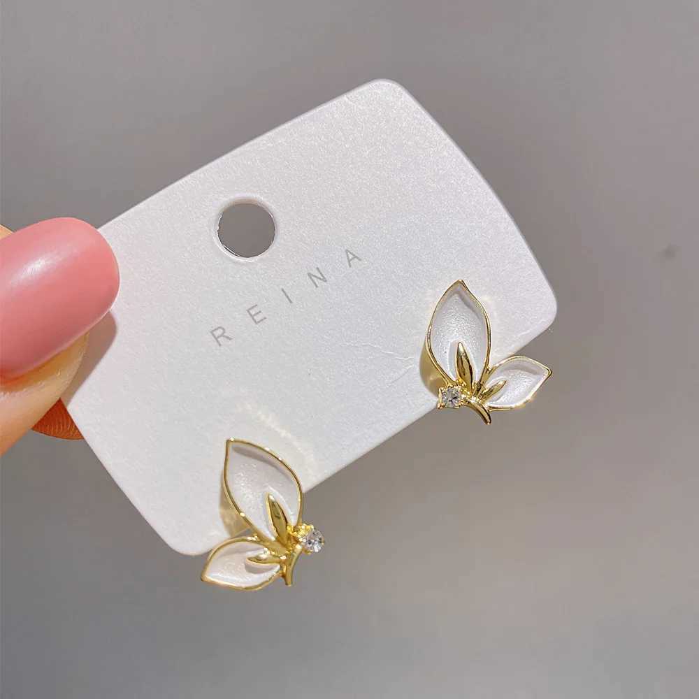 New Fashion Enamel Butterfly Stud Earrings Women Personality Beautiful Golden Rimmed Crystal Butterflies Earrings Jewelry Gift XJ250623