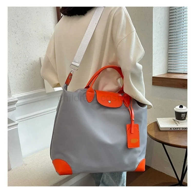 Disney Cartoon Mickey Minnie Mouse Cute Tote Bag Portable Large Capacity Travel Outdoor Tote Storage Bag Birthday Gifts W250623