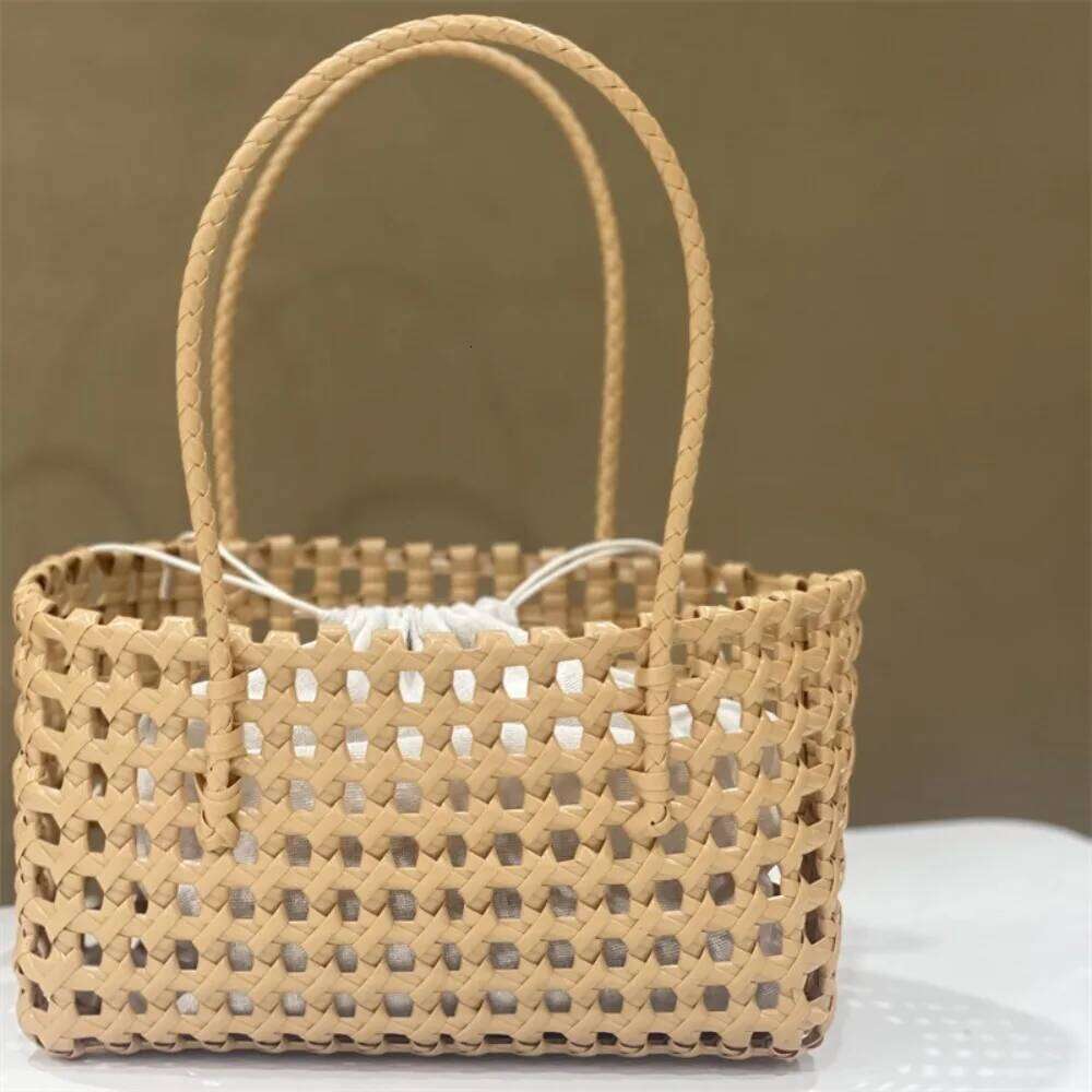 Plastic Hollow Weave Countryside Large Capacity Beach Tote Bucket Bag Bohemian Style Woman PVC Handbag Summer