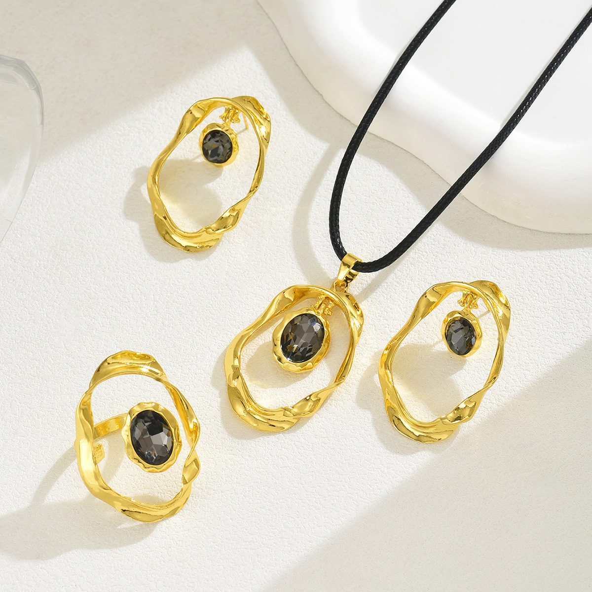 Fashion Women's Jewelry Set Irregular Necklace Earrings Inlaid Crystal Ring