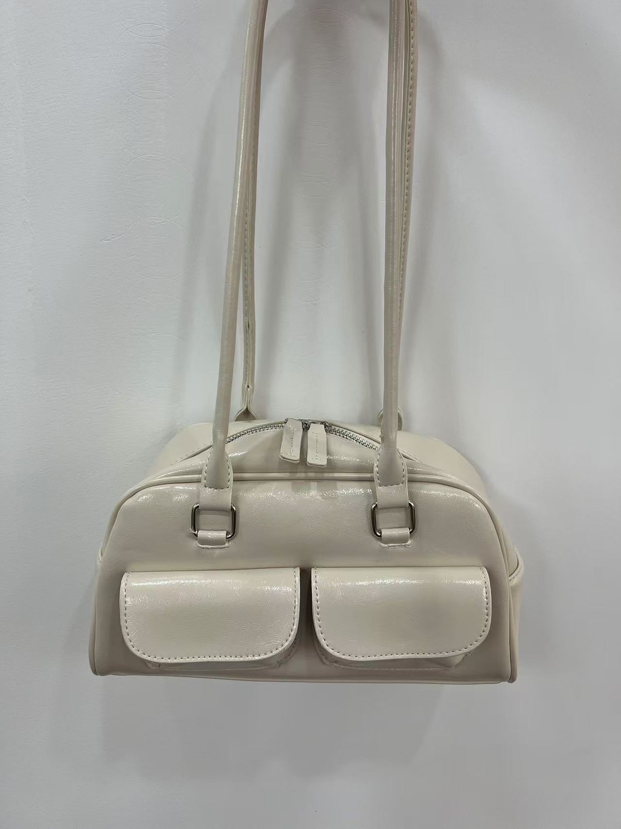 Free Luxury Bag Shipping Designer Bag Korean Hyunjin Seo Yoon-jung Same Style Oil Wax Leather Bowling Bag Multi-pocket Underarm Bag Commuter Handbag S