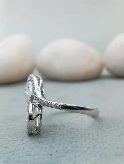 100% Satisfaction Guaranteed Custom Fancy Solitaire Big 3 Ct Gold 14k 18k Waterproof Oval VVS Moissanite Ring Fashion Rings