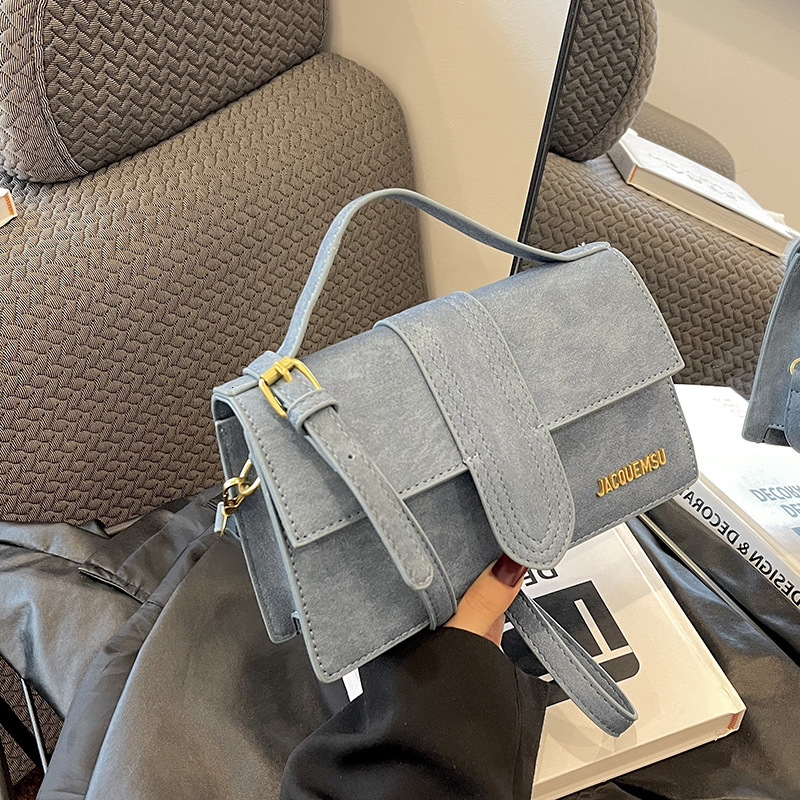 Free Shipping Designer Bag Trendy Luxury Bag Bag 2024 New Winter Internet Celebrity Fashion Versatile Single Shoulder Textured Letter Crossbody Women&