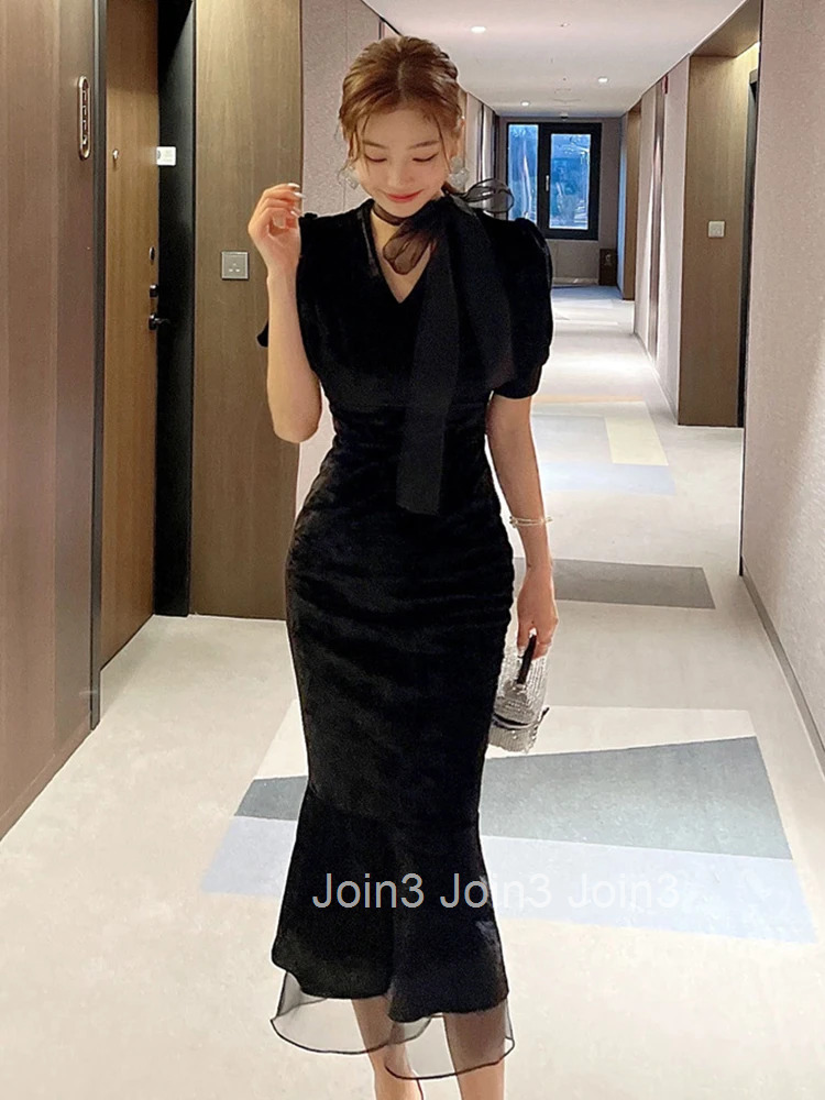 Spring Autumn Fashion Casual Velvet Black V-Neck Mermaid Dress Women Clothes Elegant Vintage Puff Sleeve Slim Midi Party Vestido