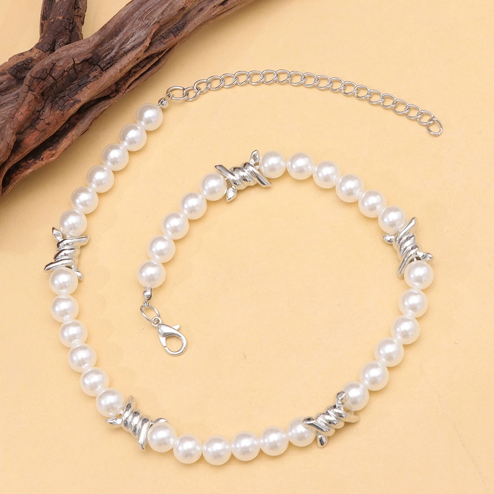 Instagram-Inspired Pearled Collar Necklace For Men And Women With Versatile Styling Options