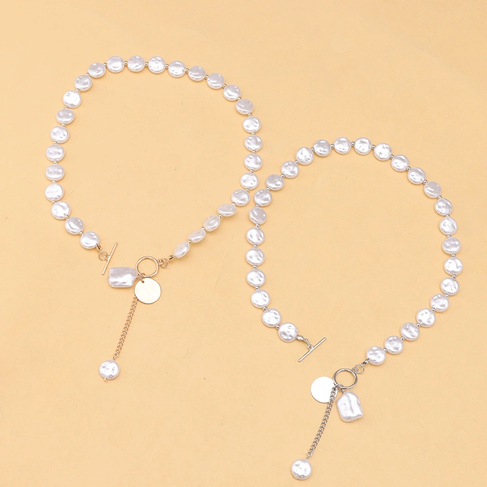 Sophisticated Ladies' Pearl Choker Set with Unique Design Features