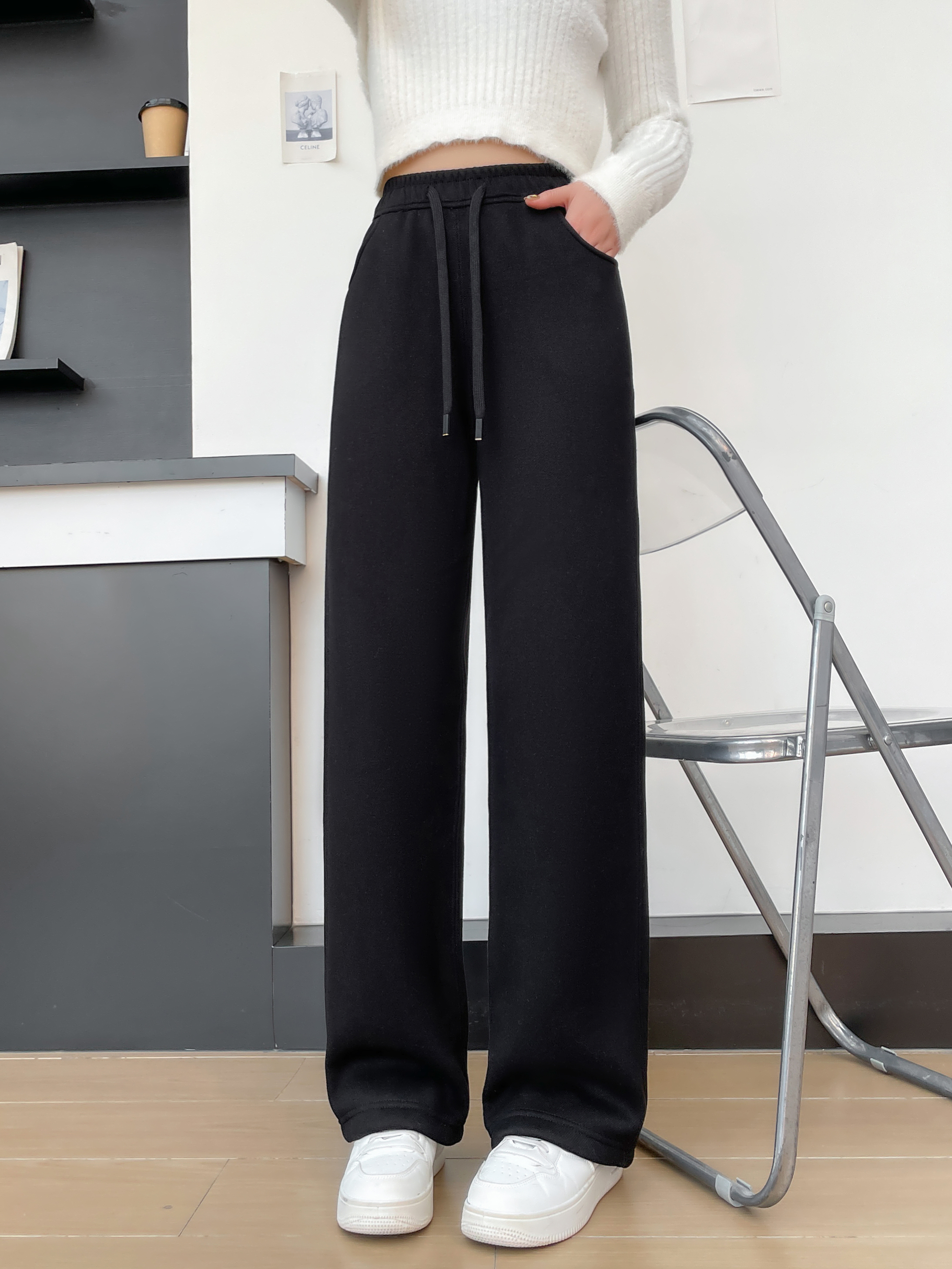 Antelope Velvet Straight Leg Pants Women Draped Feeling Casual and Comfortable Daily Wear Style