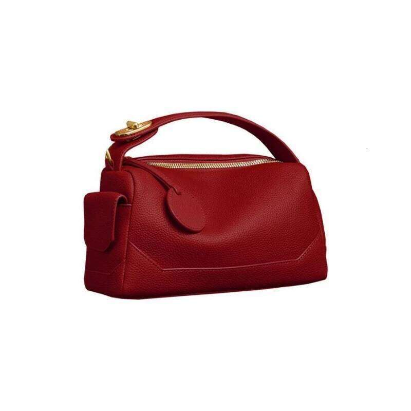 Vintage Red Pillow Women's 2025 New Niche Designer Single Shoulder Crossbody Bag Premium Hundred Commuter Tote Bags