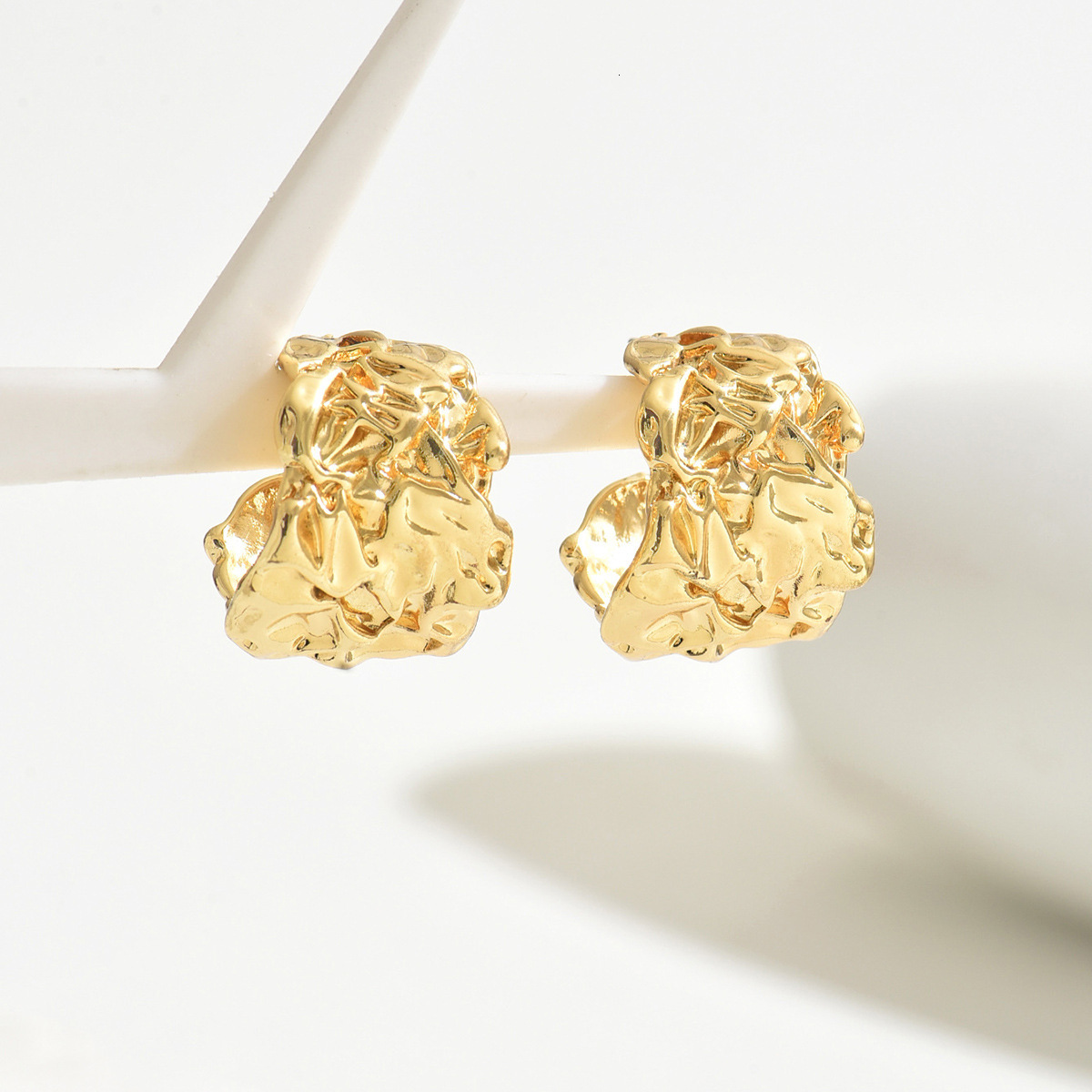 New Forest Sweet Women's Version Korean Pleated Design Academy Style Stud Earrings