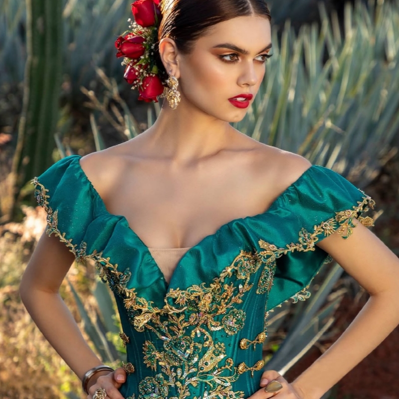 Green Quinceanera Dresses Ball Gown Off The Shoulder Applique Lace Beading Tiered Tull Sweet 16 Dress Vestidos 15 De Anos