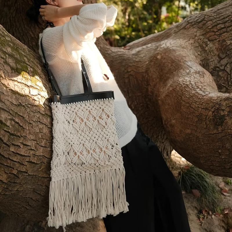 Free shipping designer bag 2025 New Women Crossbody Bag Cotton Rope Woven Vintage Beach Vacation Shoulder Bag Small Mesh Hollow Bag