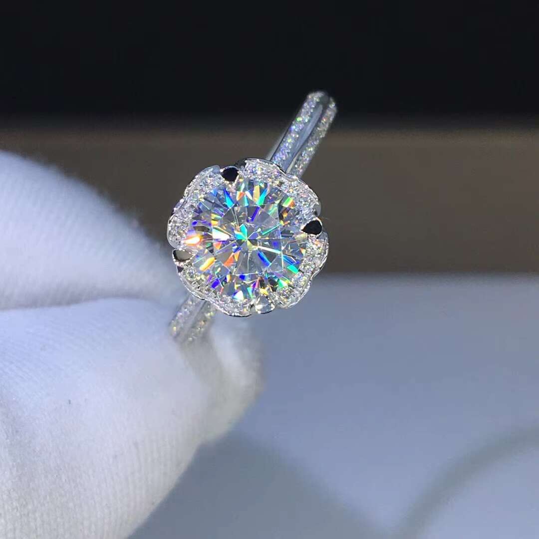 New Hot Sale Noble Gorgeous Diamond Ring Wedding and Engagement Ring Jewelry Lady