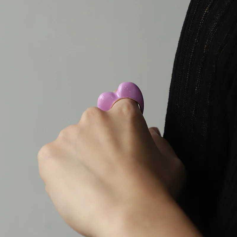 French Fashion Elegant Classic High-End Heart Enamel Ring Suitable for Ladies Matching Ladys Stylish Accessory 250624