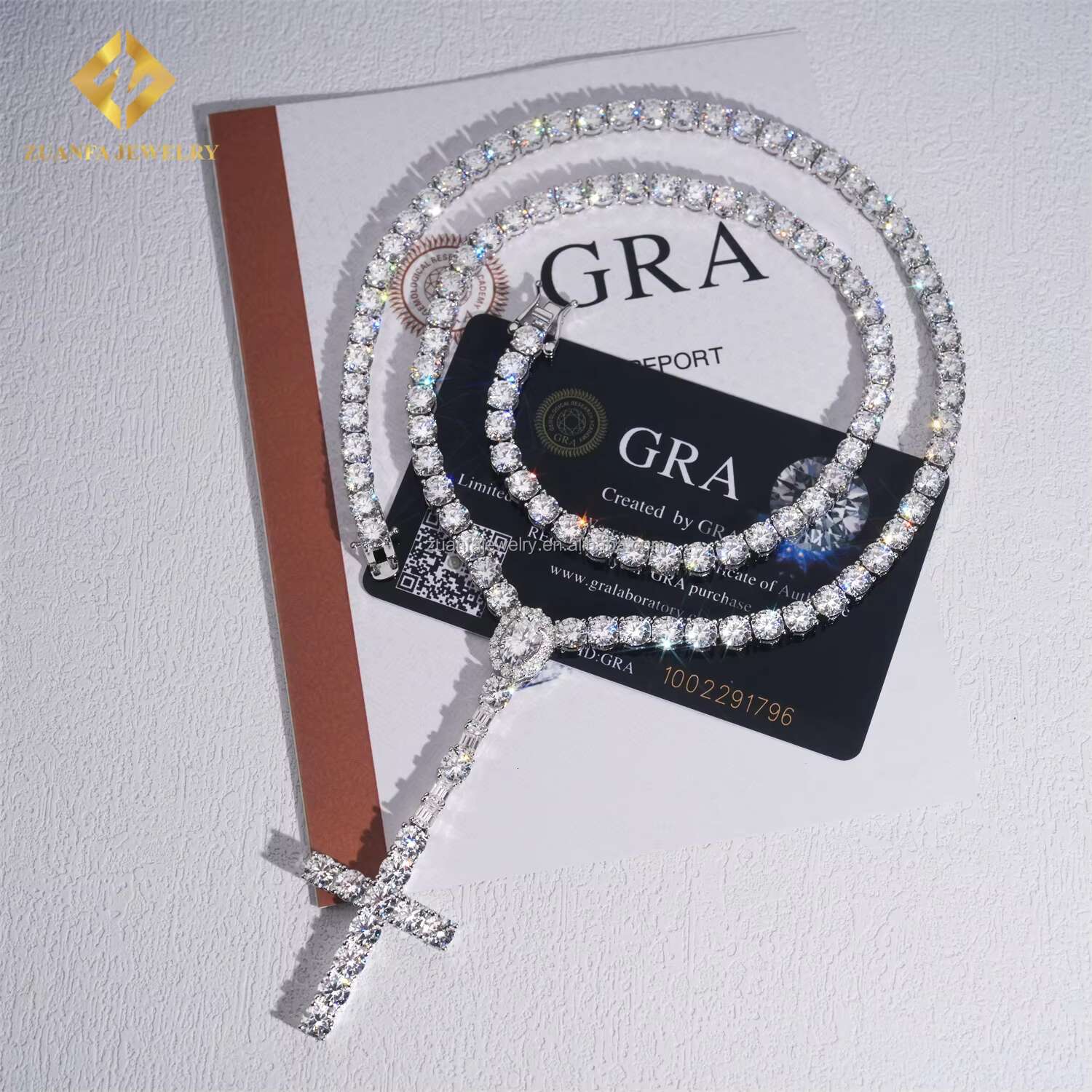 In Stock New Arrivals Female Elegant Jewelry GRA Certificate Iced Out Hip Hop VVS Moissanite Diamond Cross Pendant Necklace Set