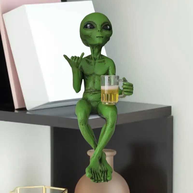 Alien Statue Beer Drinking Resin Novelty Collectibles Funny Desktop Decoration For Adults Desk Bedroom Garden Home Decor Y250623
