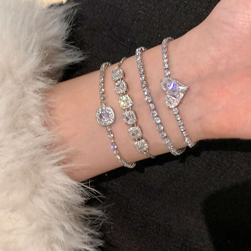 Zircon Glass Bead Square Heart Adjustable Trendy Fashion Bracelet Light High-end Sense Jewelry for Women