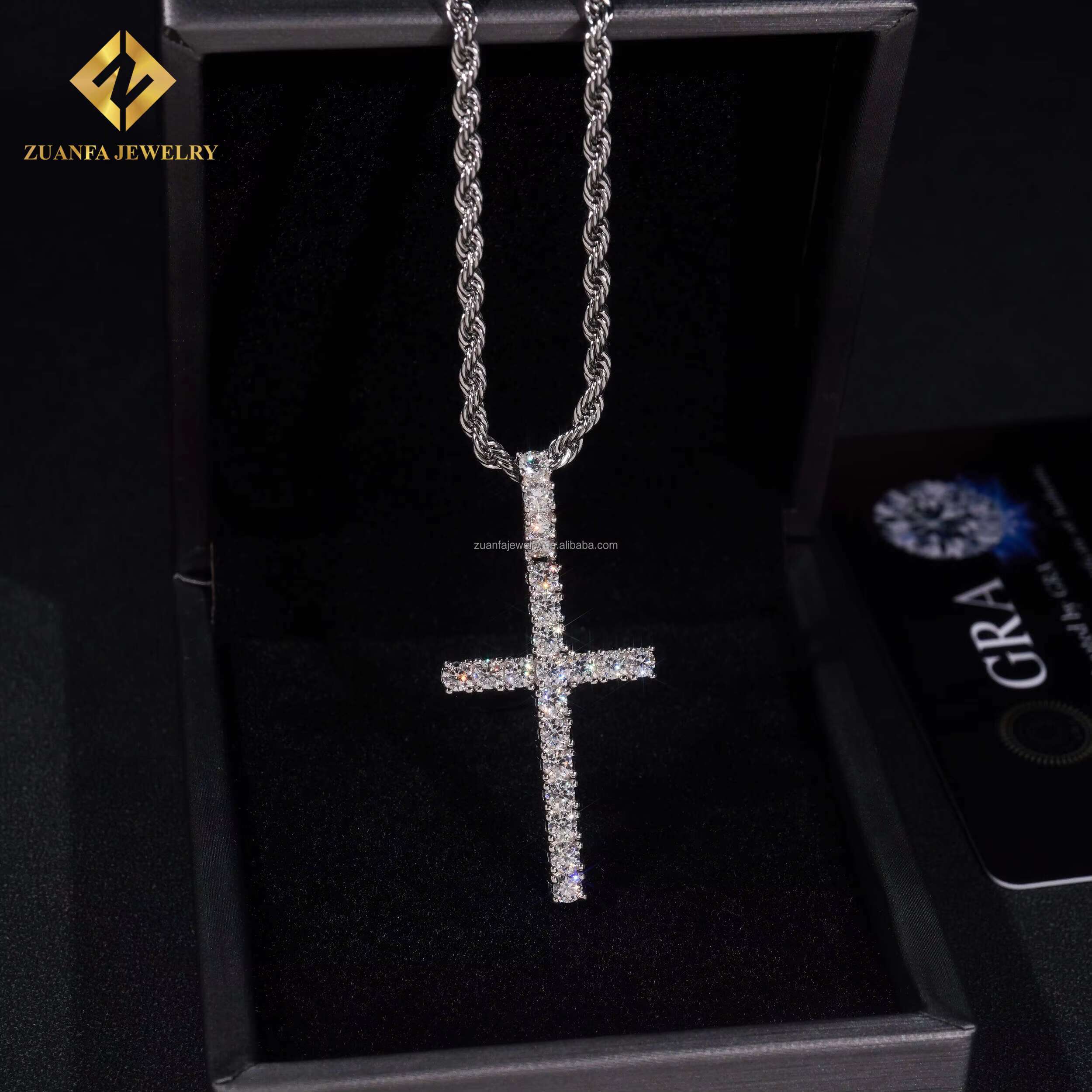 New Arrivals Bulk Stock Cross Pendant Moissanite Diamond Pendants Set Fire Jewelry Hip Hop 925 Sterling Silver Iced Out